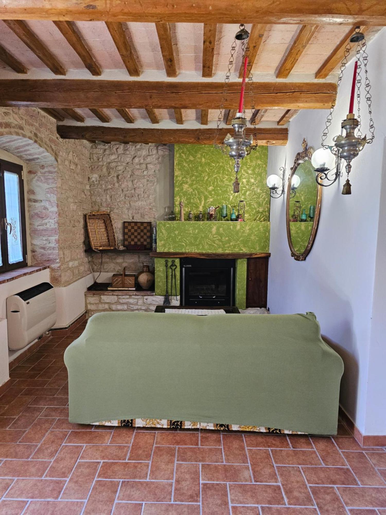 La Rosa Dei Venti - Country House Fossato di Vico Bagian luar foto