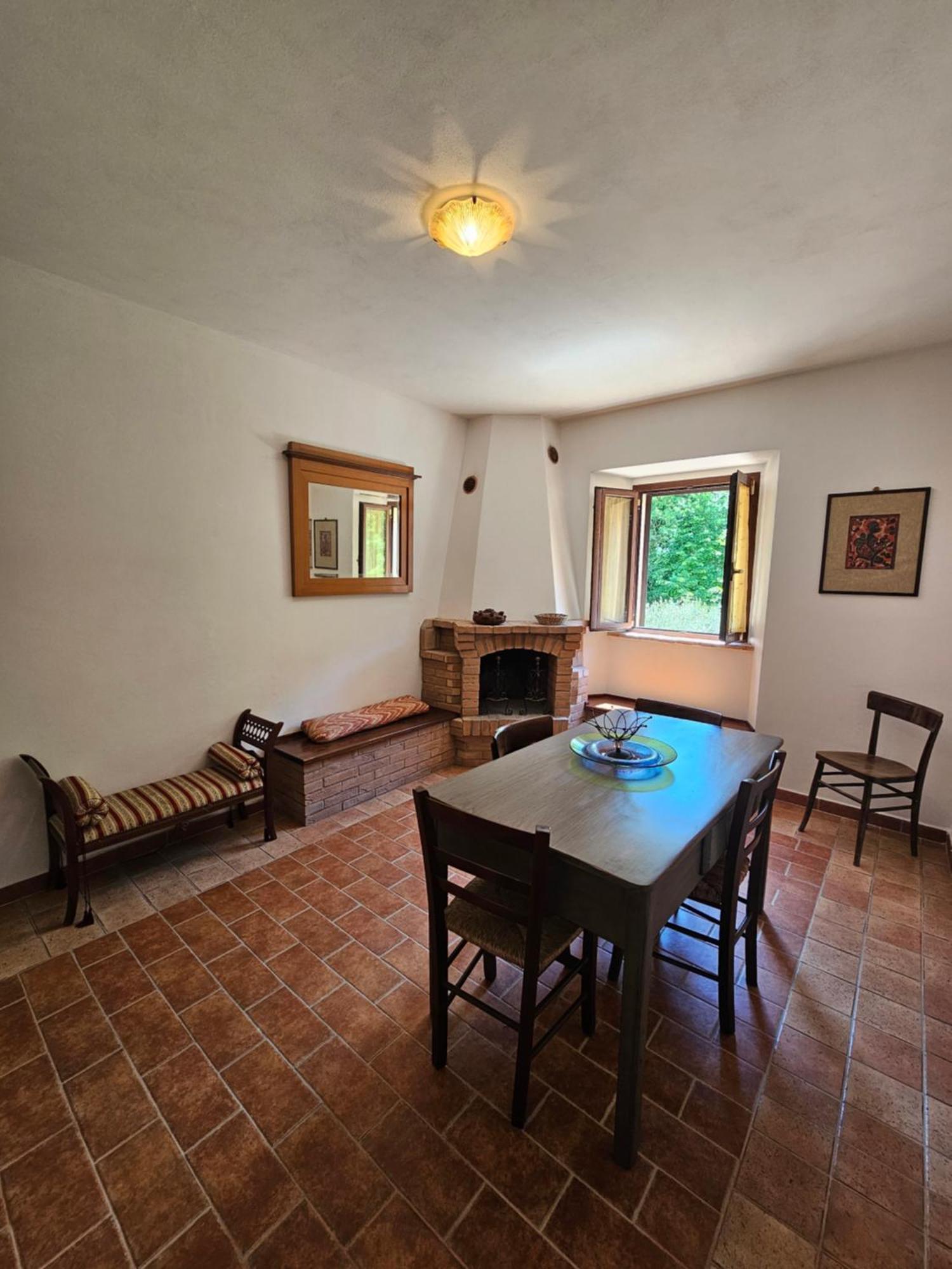 La Rosa Dei Venti - Country House Fossato di Vico Bagian luar foto